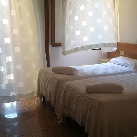 Casa de hóspedes Alloggi Gerotto Calderan 1 3*